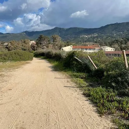 La Belle Vie F4 Bord De Avec Jardin Apartmán *