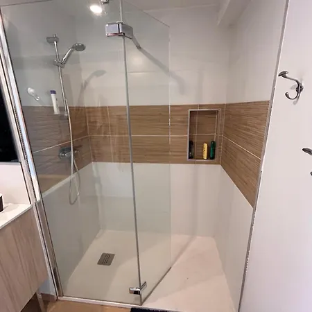 La Belle Vie F4 Bord De Avec Jardin Apartmán *