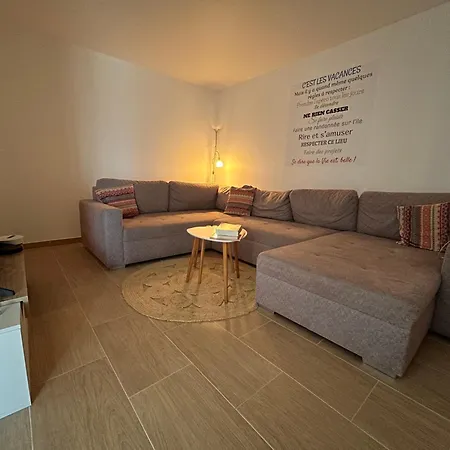 La Belle Vie F4 Bord De Avec Jardin Apartman Calcatoggio