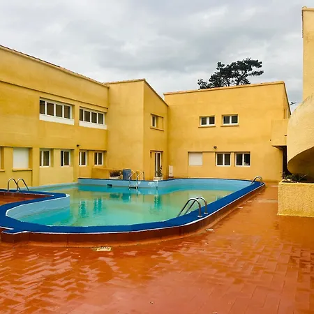 La Belle Vie F4 Bord De Avec Jardin