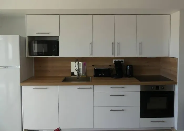 La Belle Vie F4 Bord De Avec Jardin