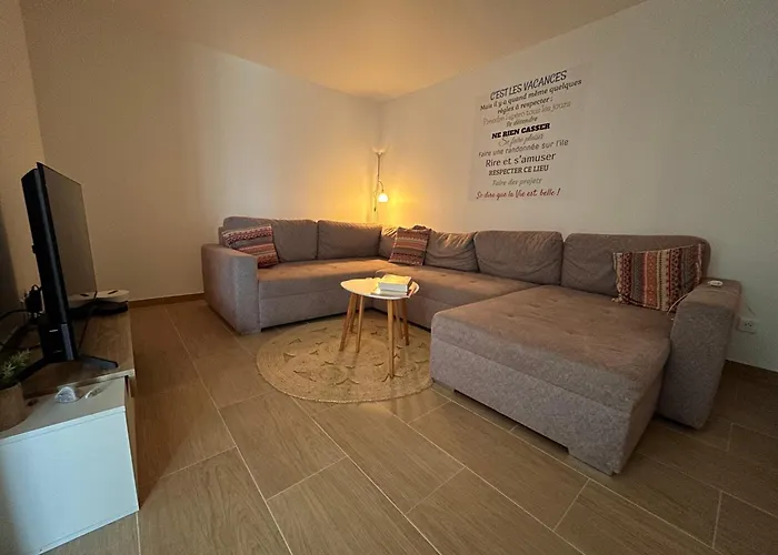 La Belle Vie F4 Bord De Avec Jardin Apartment Calcatoggio (Corsica)