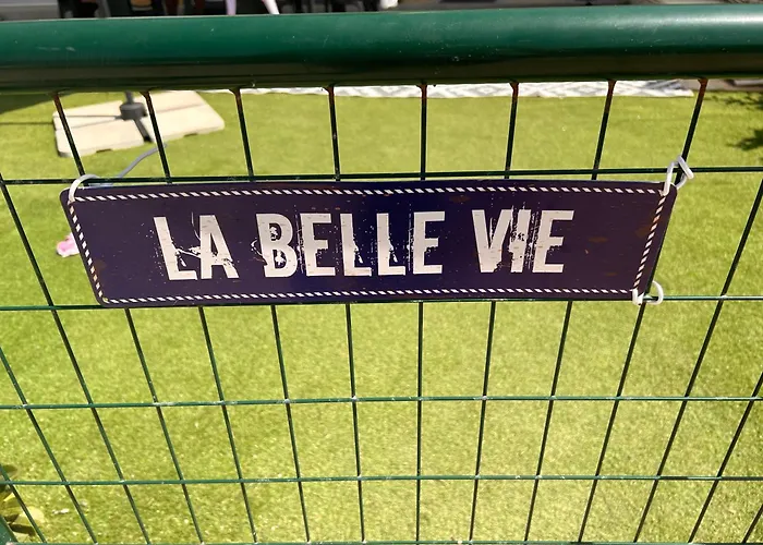 La Belle Vie F4 Bord De Avec Jardin *